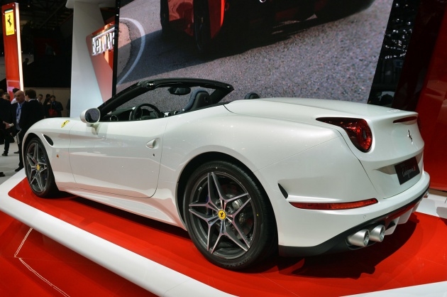 2015 Ferrari California T göz kamaştırdı 2