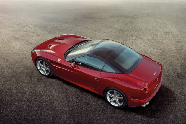 2015 Ferrari California T göz kamaştırdı 25