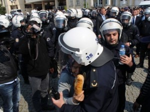 Berkin Elvan eylemlerine damga vuran kare