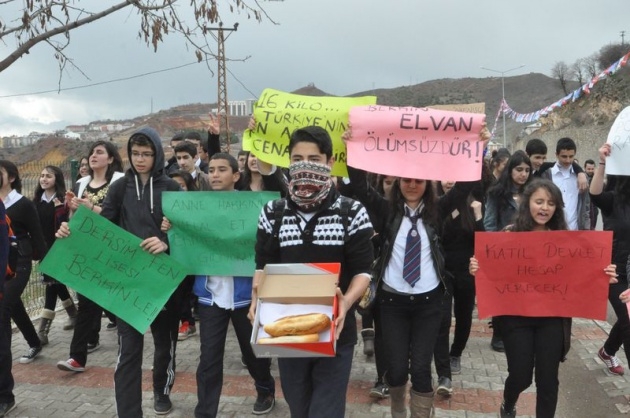 Berkin Elvan son yolculuğuna uğurlanıyor 14