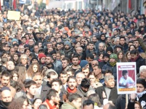 Berkin Elvan son yolculuğuna uğurlanıyor