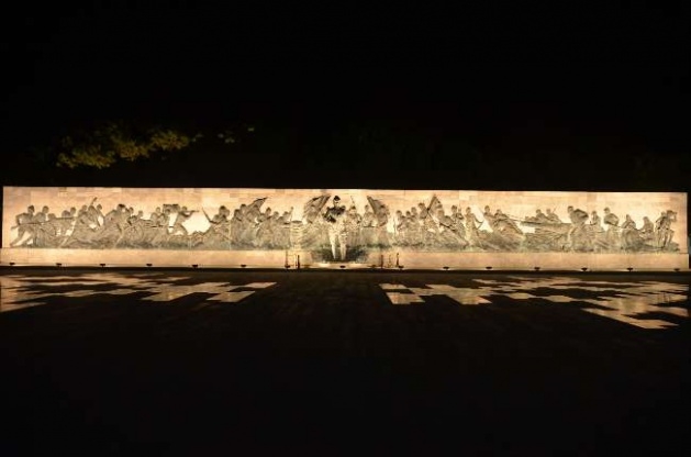 Çanakkale Şehitliği gece büyülüyor 5