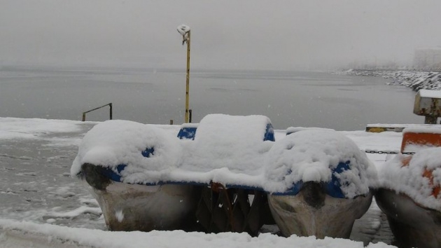 Van Gölü buz tuttu, görenler şaşırdı! 19