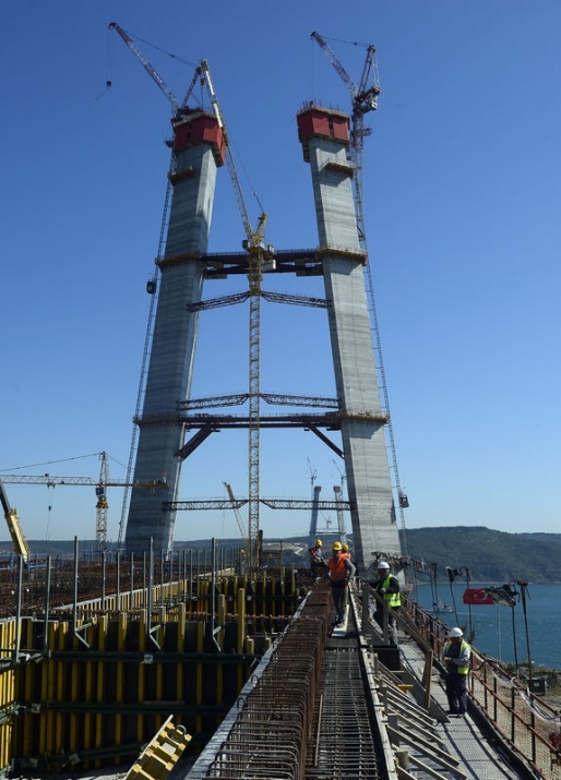3. Boğaz Köprüsü'nün kuleleri eşitlendi 5