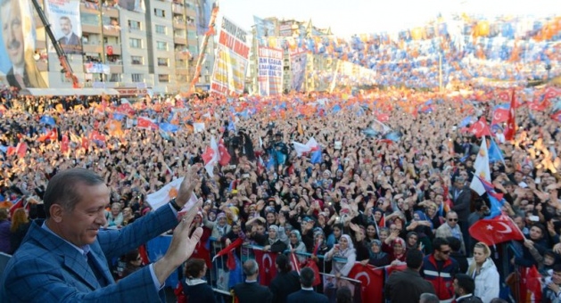 Ak Part'den Ankara'da gövde gösterisi 13