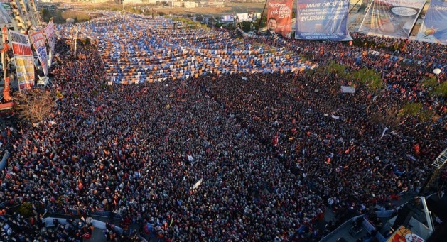 Ak Part'den Ankara'da gövde gösterisi 18