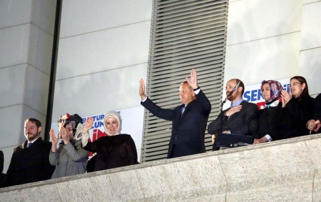 Erdoğan balkondan meydan okudu! 14