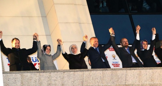 Erdoğan balkondan meydan okudu! 21
