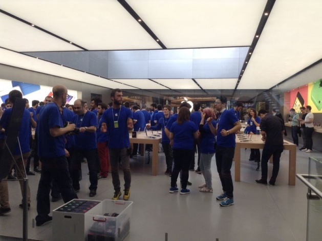 Apple Store, Türkiye'de açıldı 41