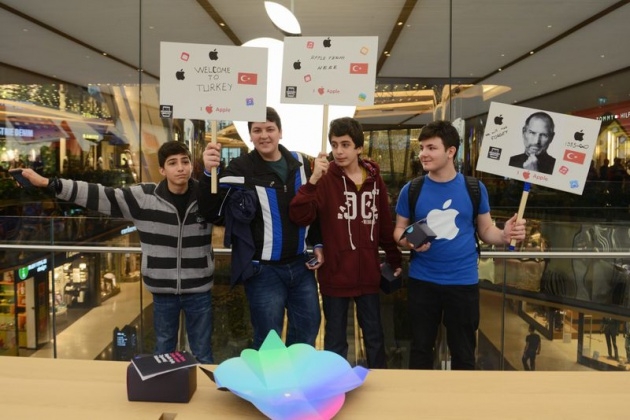 Apple Store, Türkiye'de açıldı 52