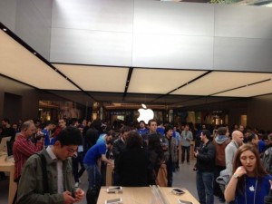 Apple Store, Türkiye'de açıldı