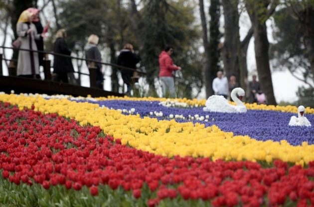 İstanbul 20 milyon laleyle rengarenk 13