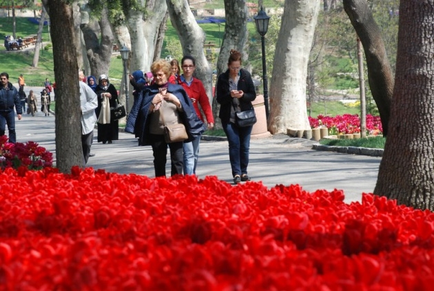 İstanbul 20 milyon laleyle rengarenk 14