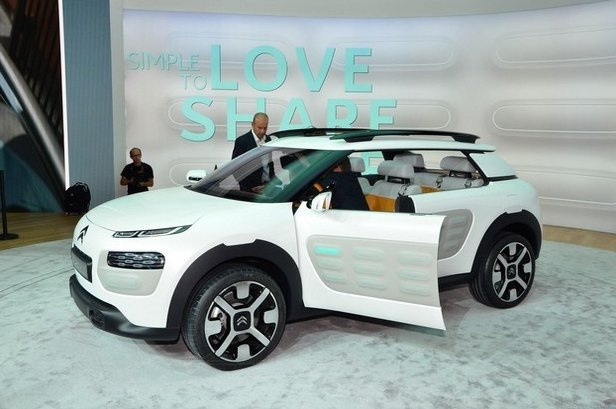 En değerli 50 otomobil markası 30