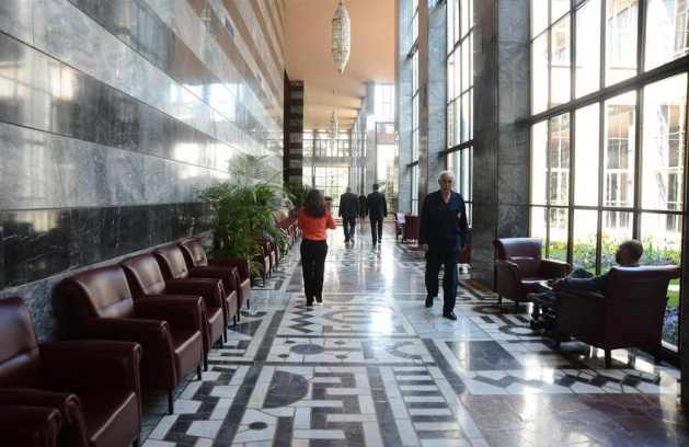 Meclis'te yumruk önlemi 15