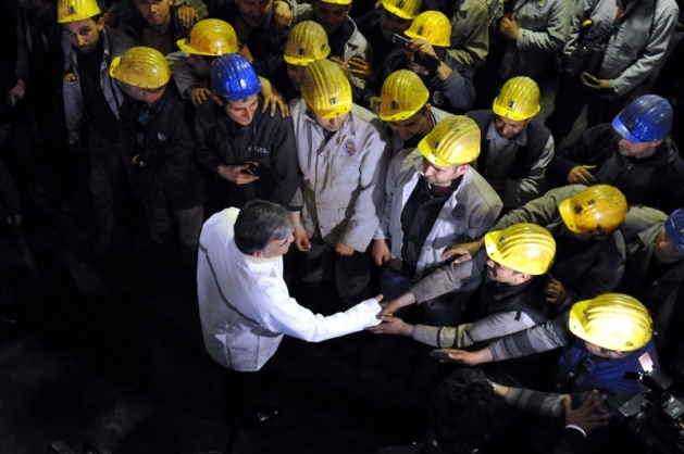 Gül'den madencilere sürpriz ziyaret 12