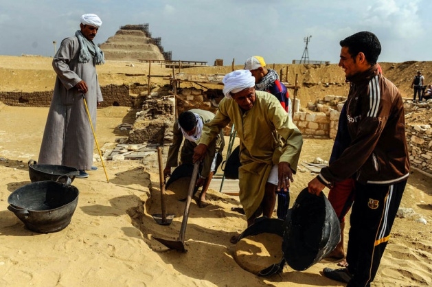 Mısır'da 3100 yıllık mezar bulundu 17