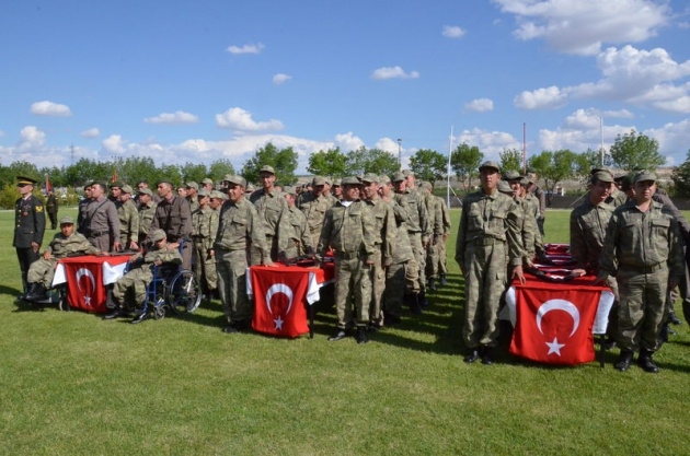 Engelliler askerlik heyecanı yaşadı 15