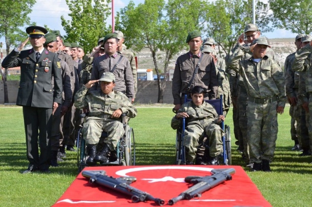 Engelliler askerlik heyecanı yaşadı 27