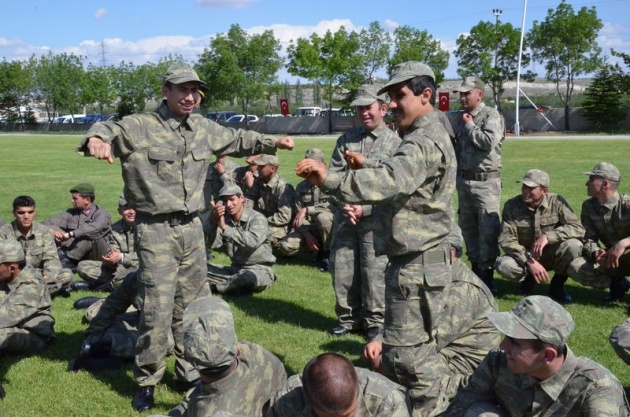 Engelliler askerlik heyecanı yaşadı 8