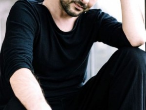 Ünlü isimlerden duygu yüklü mesajlar