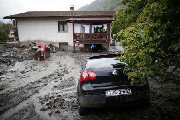 Bosna Hersek sular altında kaldı 17