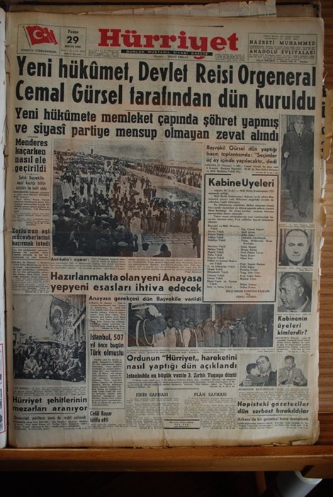 Bu manşetler Menderes'i idama götürdü 3