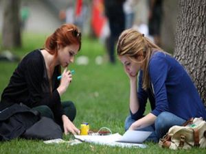 OECD Ülkeleri ve Türkiye’de Öğretmen