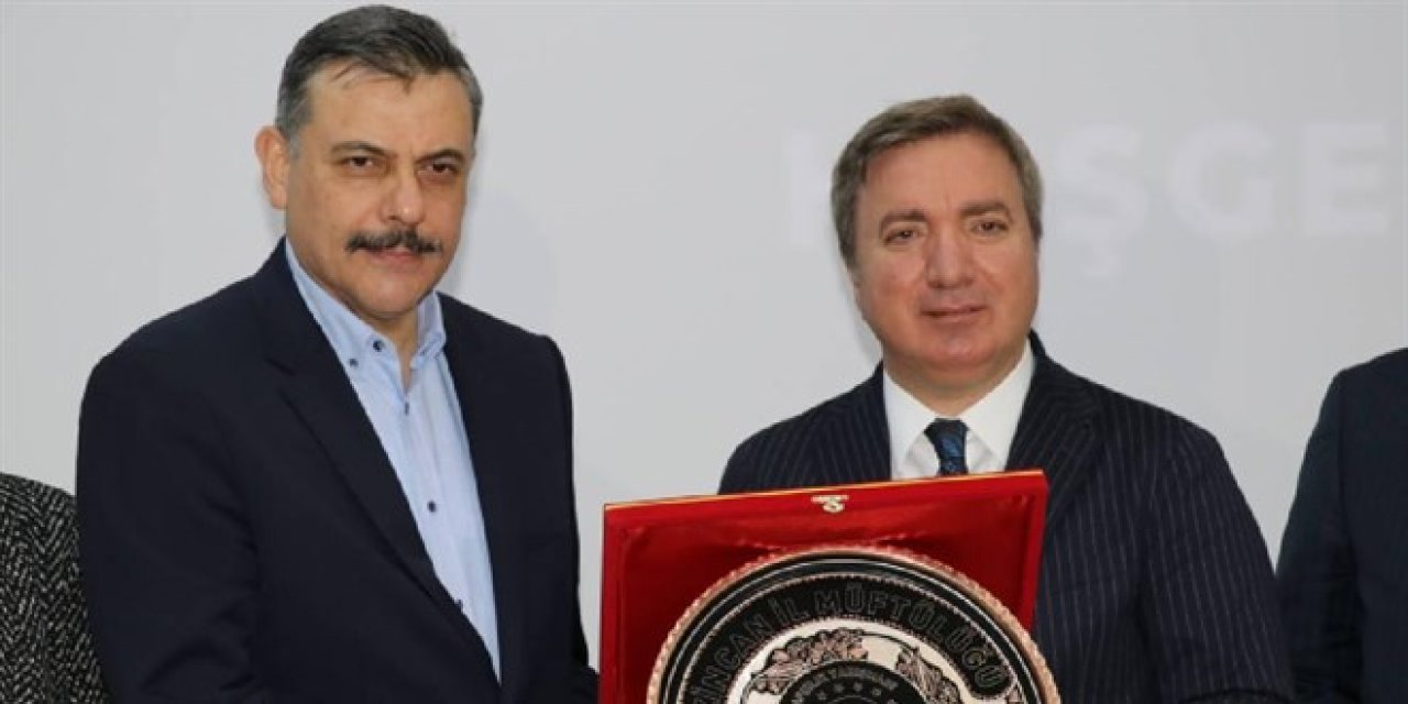 Hafız Vali 3 fakülte mezunu