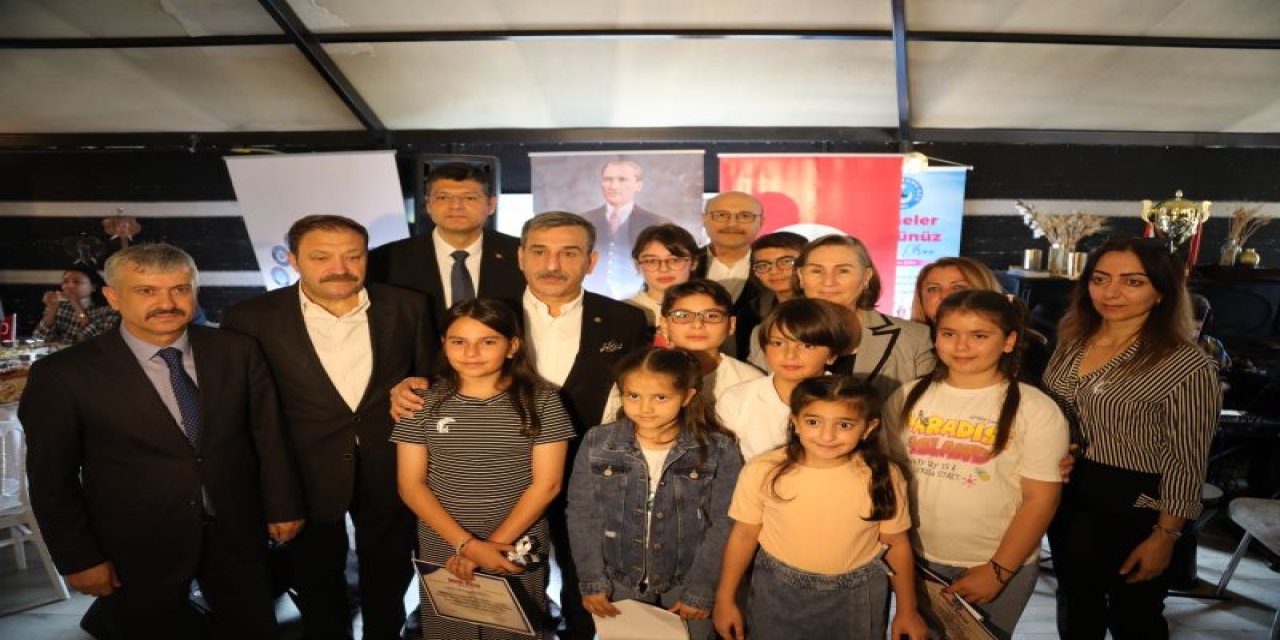 Anneler Günü'nde "Anneme Mektup" Ödül Töreni!