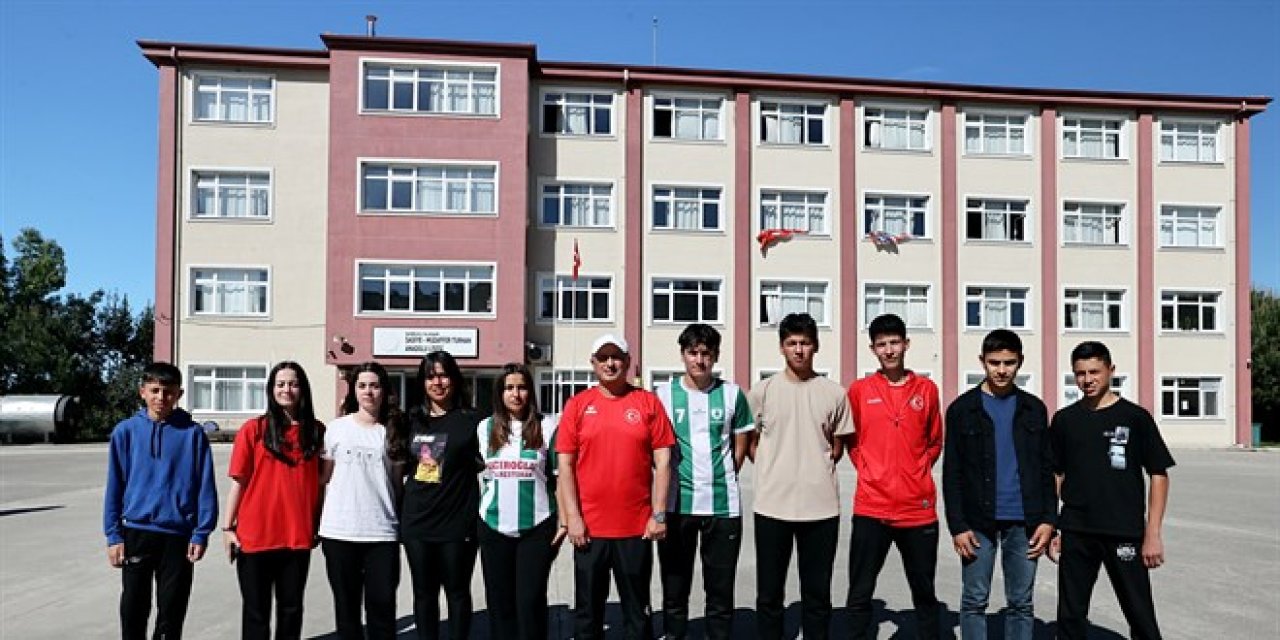 17 milli sporcu yetiştirdi: Gökhan öğretmenin büyük başarısı!