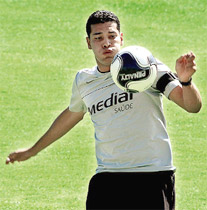 Fenerbahçe'de 2 yeni Sambacı