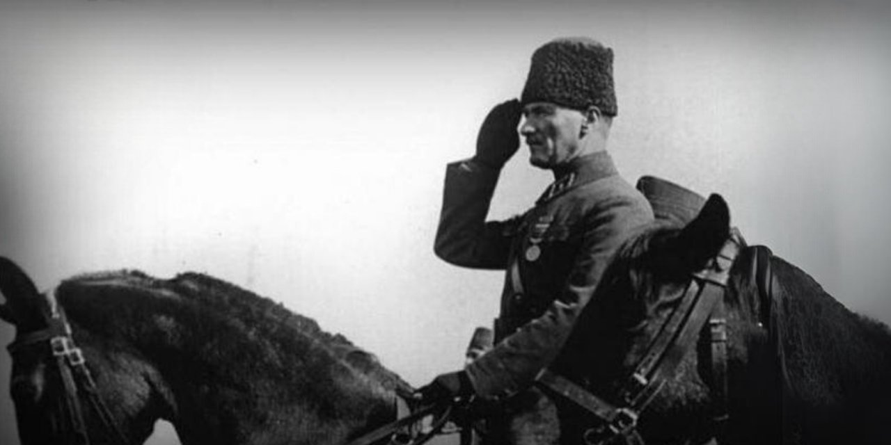 Talip Geylan: Türk'ün Mevcudiyeti 30 Ağustos'la Tarihe Mühürlendi!