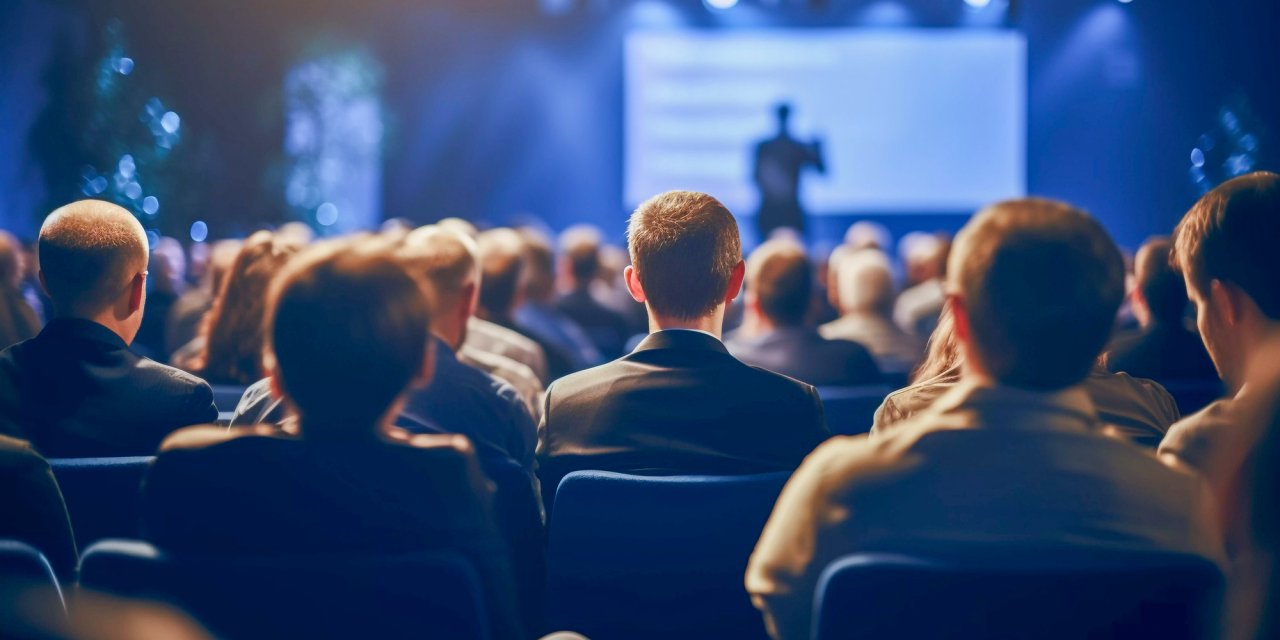 Öğretmenlerin Hizmet İçi Eğitimleri Sil Baştan Değişiyor!