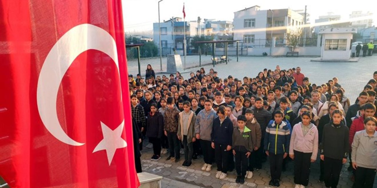 Okullarda bugün şehitler için saygı duruşunda bulunulacak