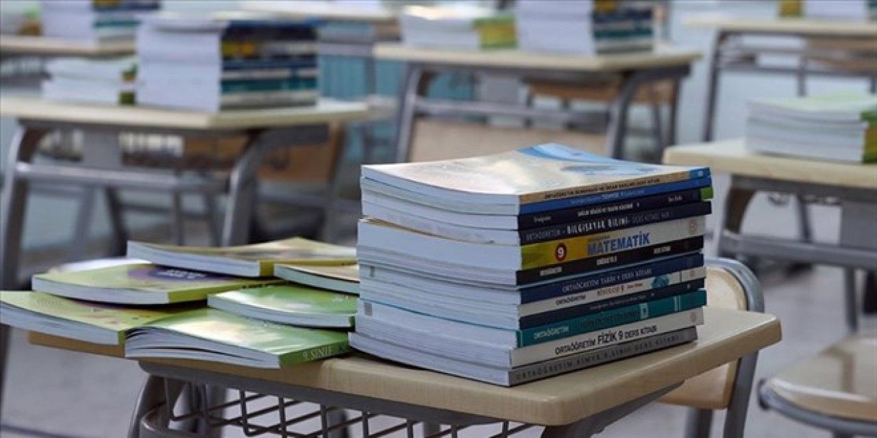 Okullarda Kaynak Kitaptan Ödev Veren Öğretmenlere Soruşturma Açılacak!