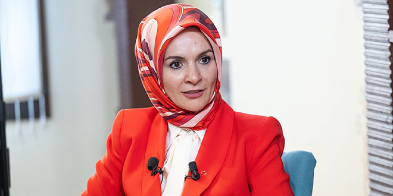 Bakan Göktaş'ın bulunduğu araç kaza yaptı