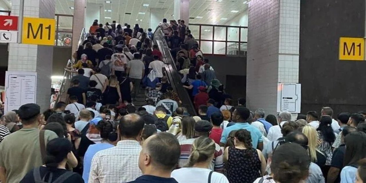 Ankara'da duran metro seferleri yeniden başladı