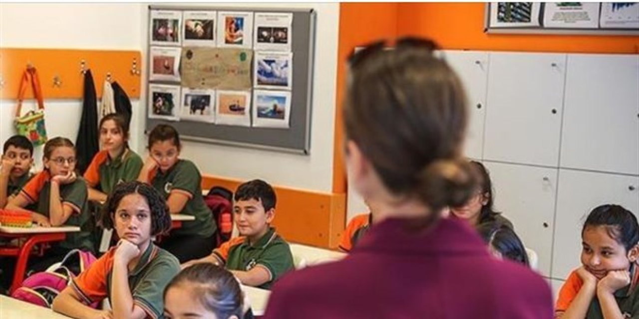 Atama Bekleyen Öğretmenlere Müjdeli Haber - 10 bin sözleşmeli öğretmen ataması