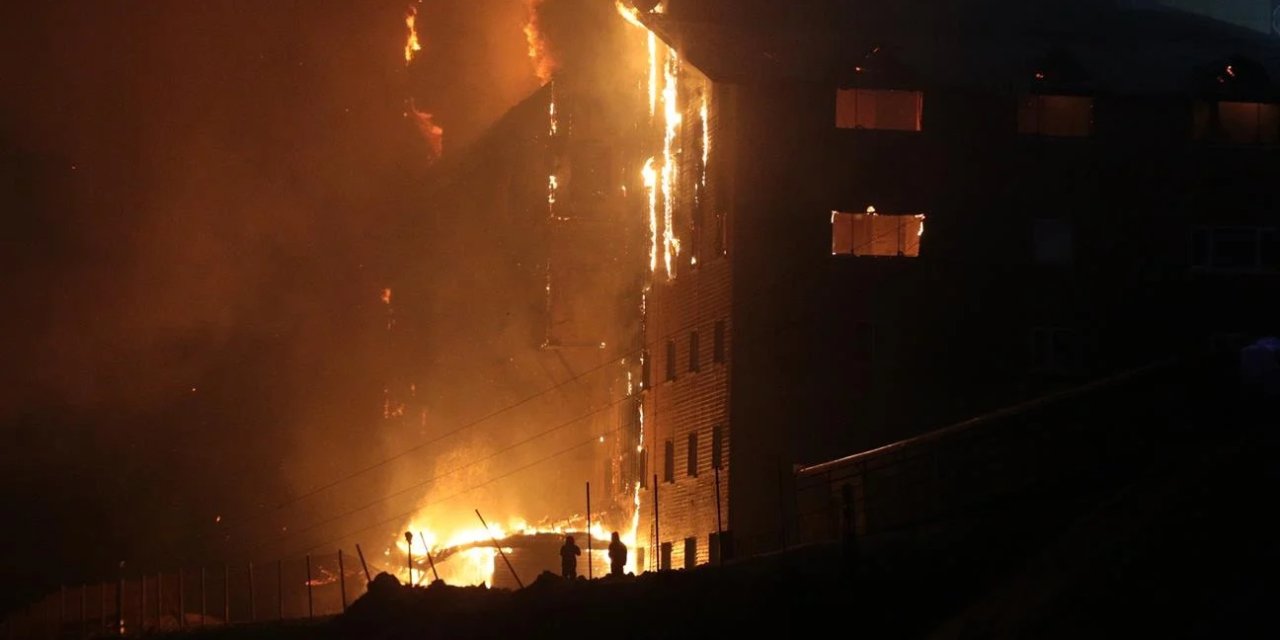 Bolu'da Kayak Merkezi'nde otel yangını: 6 ölü, 31 yaralı