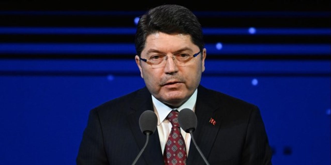 Adalet Bakanı'ndan Sokak Köpekleri Sorununa Çözüm