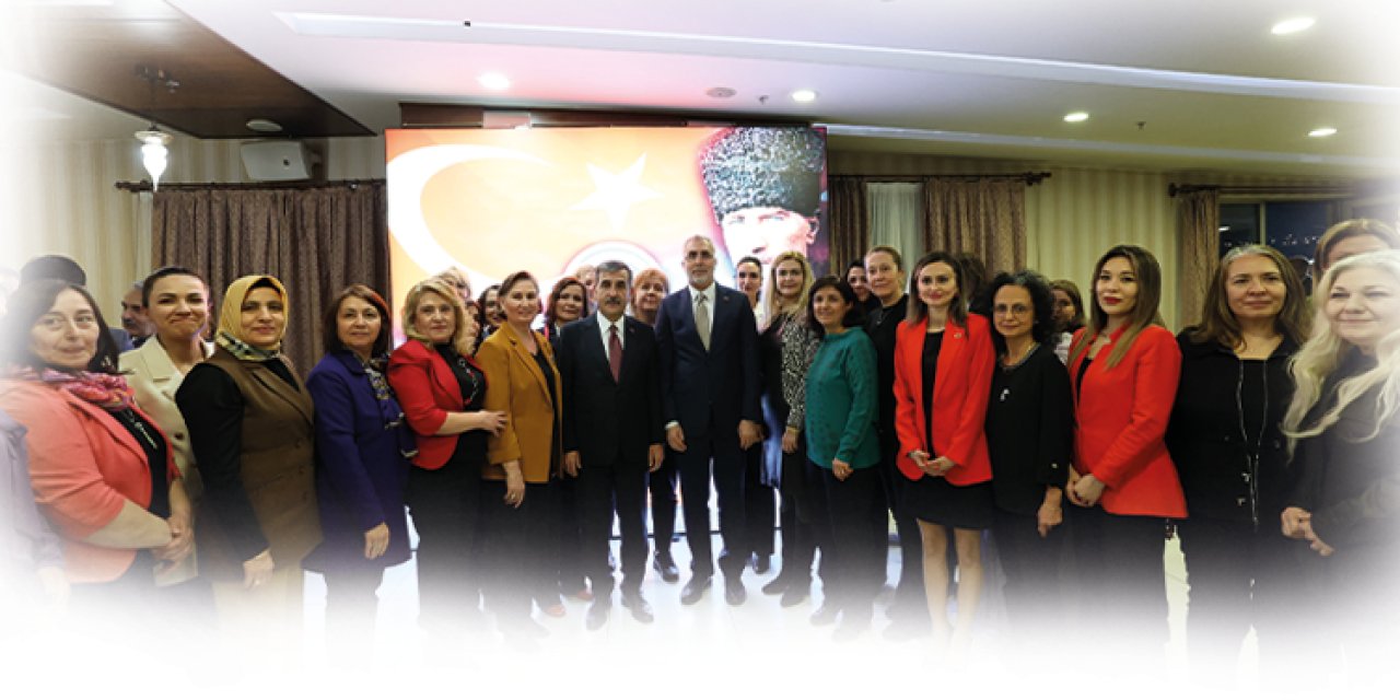 Türkiye Kamu-Sen'den Bakan Işıkhan'la İftar