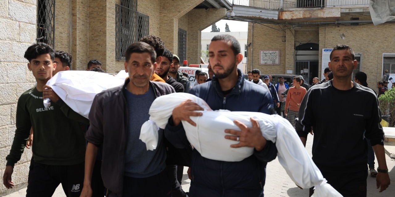 Gazze’de vahşette sınır tanımıyorlar! İsrail, oyun oynayan çocukları katletti