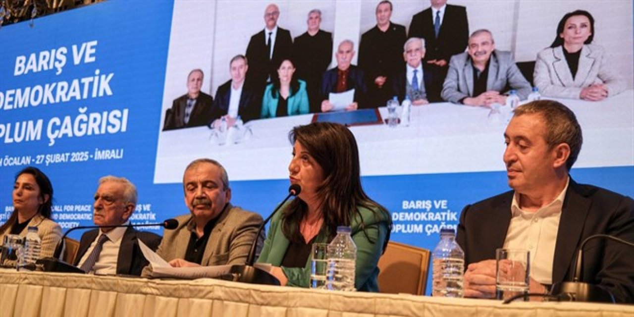 DEM Parti Heyeti İmralı'da Öcalan'la Görüştü