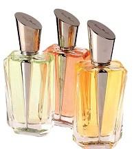 Bir parfüm sıktı 144 kişi hastalandı