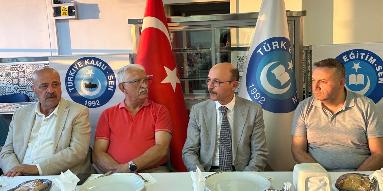 Türk Eğitim-Sen’den 30 Ülkeden Gelen Öğrencilerle Anlamlı Buluşma