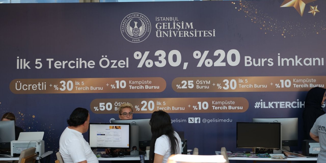 İstanbul Gelişim Üniversitesi’nde Tercih Maratonu Başladı