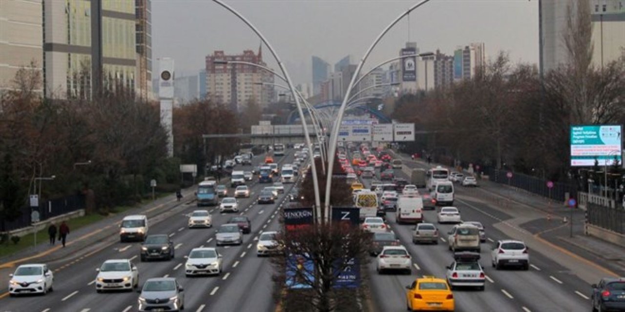 Memurların Eylem Yürüyüşü İçin Ankara'da Bazı Yollar Kapatıldı