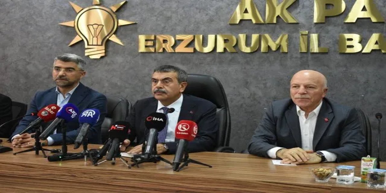 Bakan Tekin’den Özgür Özel’e şarkılı gönderme! Gözlerin keman çalardı...