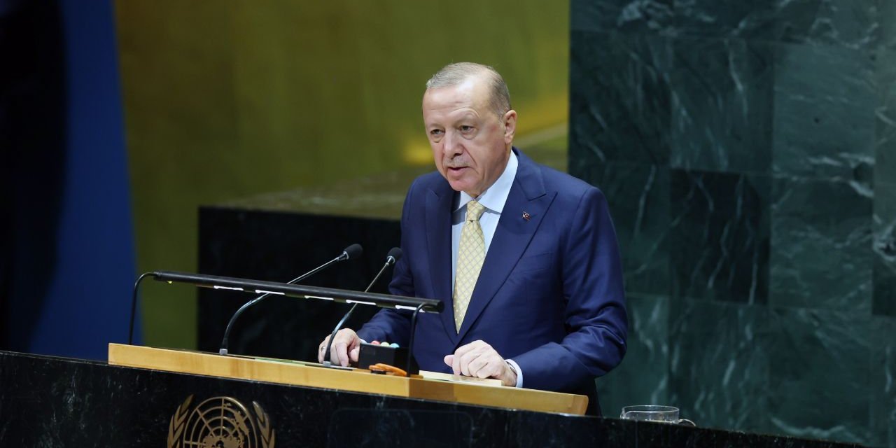 BM Filistin Zirvesi'nde sabotaj mı? Cumhurbaşkanı Erdoğan'ın mikrofonu kapandı